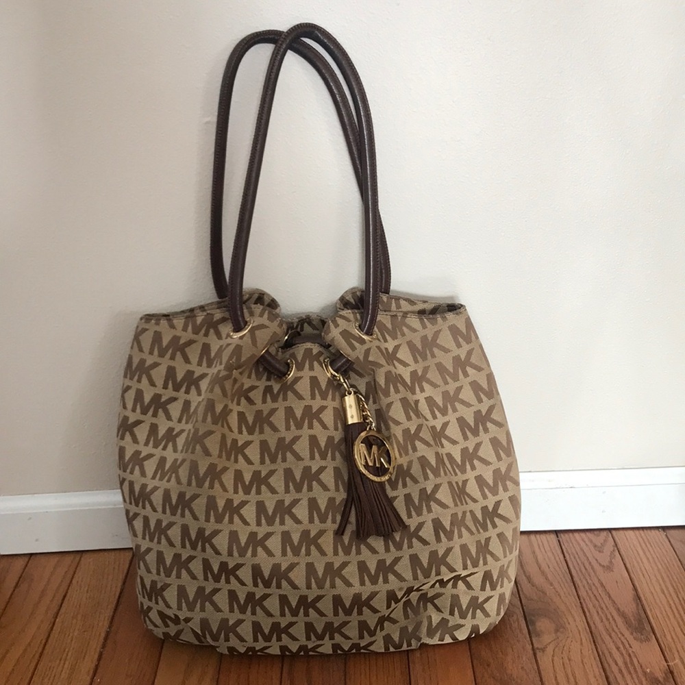 Authentic Michael Kors handbag.